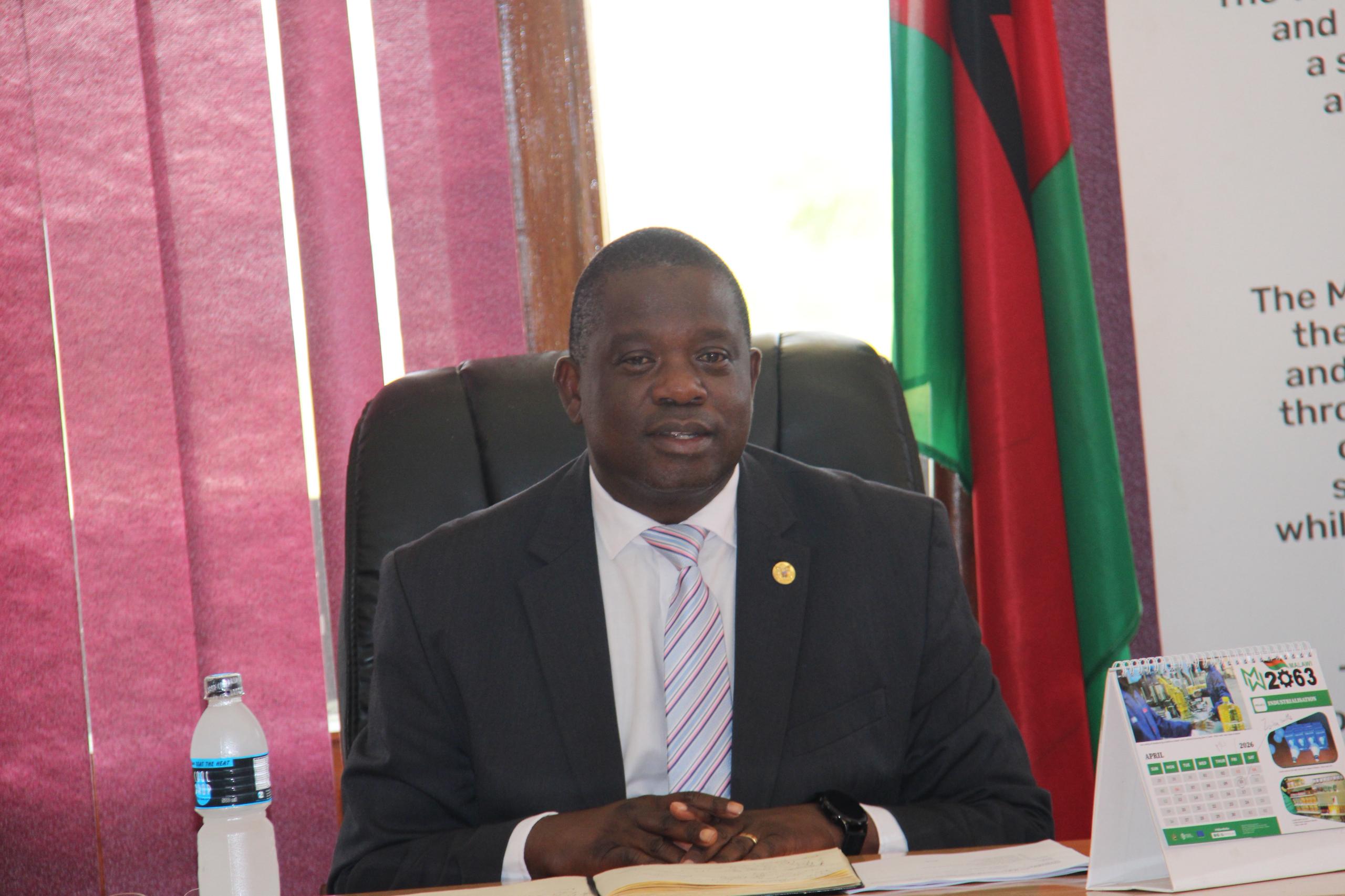 Government, Standard Bank Explore Infrastructure Financing Partnerships 